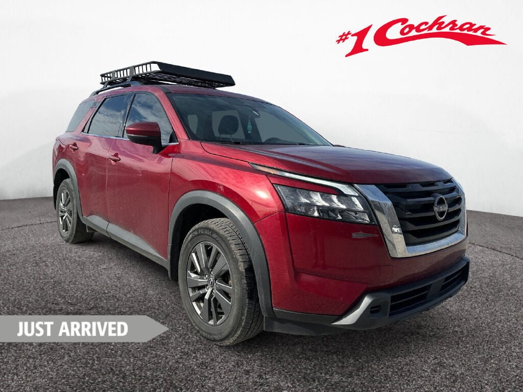 2023 Nissan Pathfinder SV