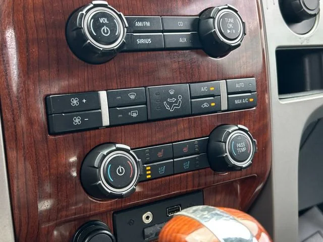 Used 2010  Ford XL image 38