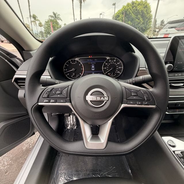 New 2026 Brilliant Silver Metallic Nissan SV image 17