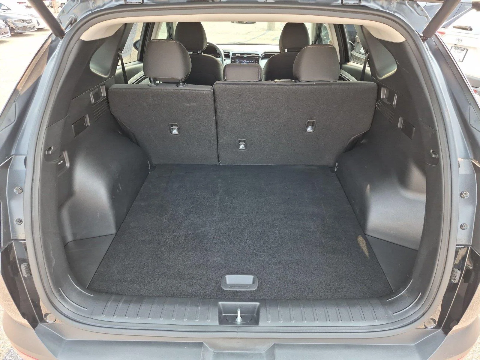 Used 2024 Black Pearl Hyundai SEL image 34