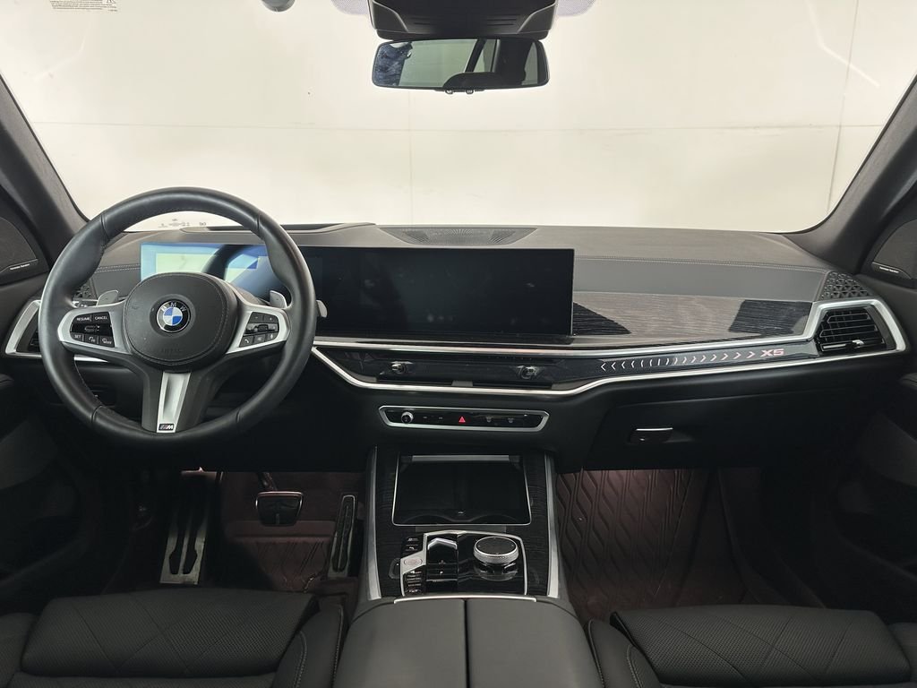 Certified Used 2024 Skyscraper Grey Metallic BMW xDrive40i image 9