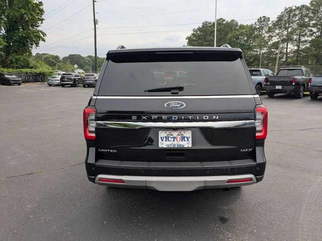 Used 2024 Black Metallic Ford Limited image 9