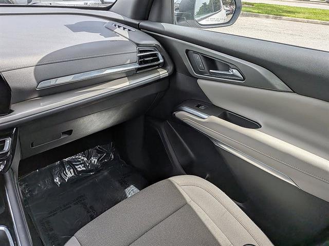 2025 Chevrolet Traverse LT - Photo 16
