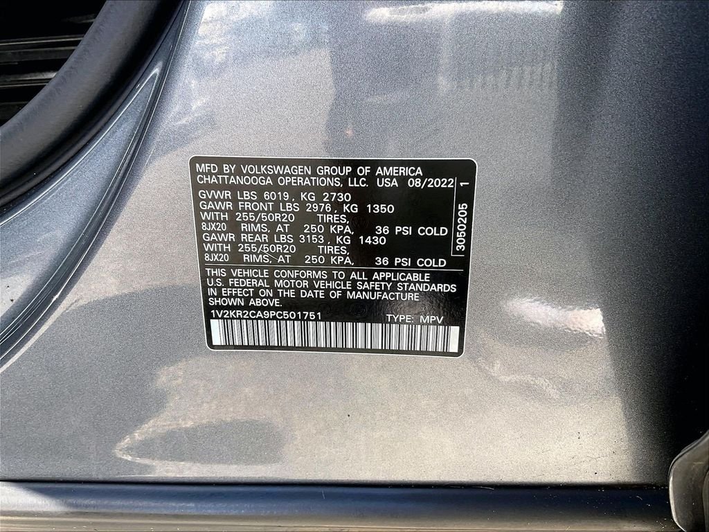 Used 2023 Gray Volkswagen 3.6L V6 SE w/Technology image 37
