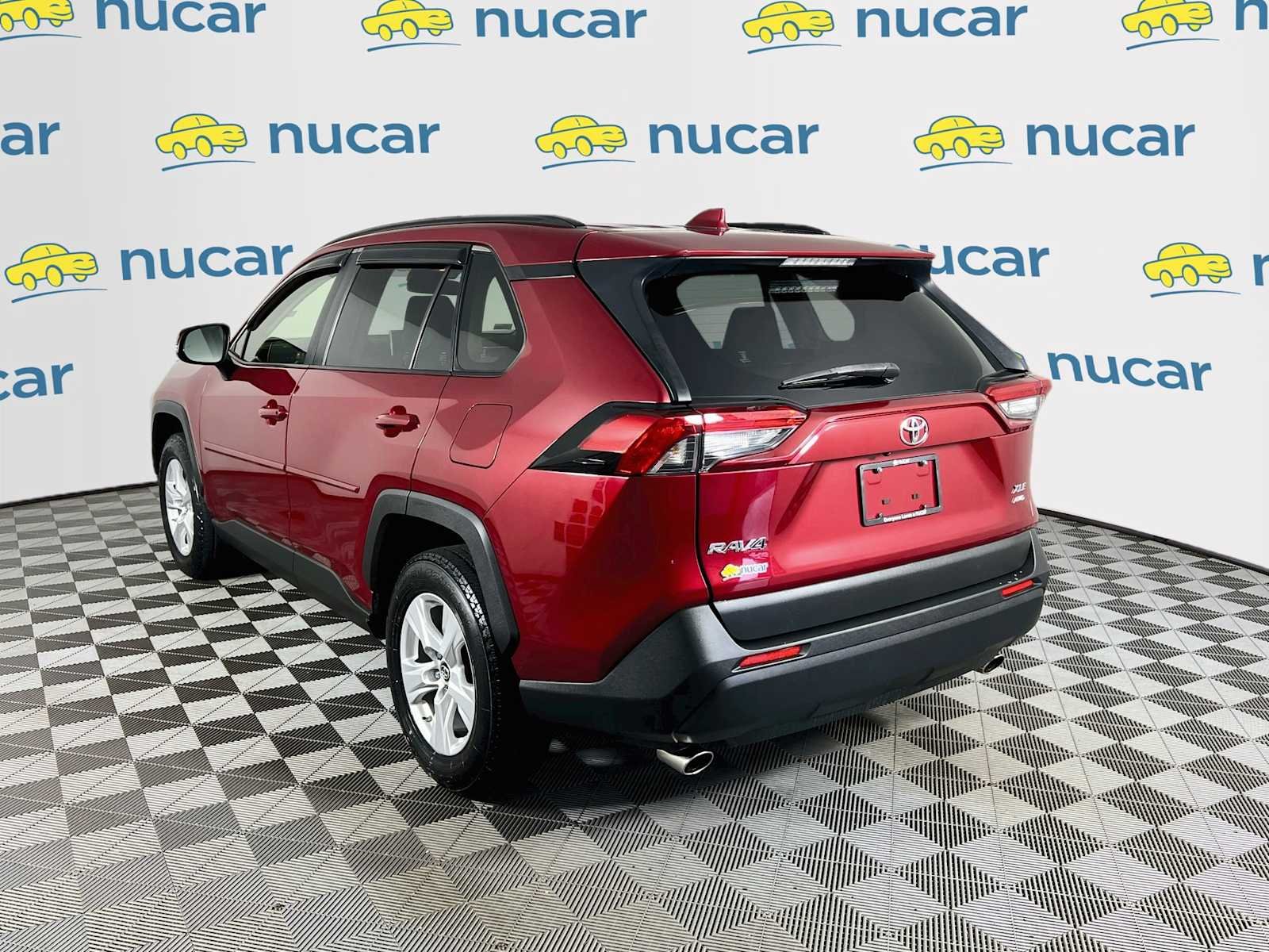 Used 2019 Ruby Flare Pearl Toyota XLE image 5