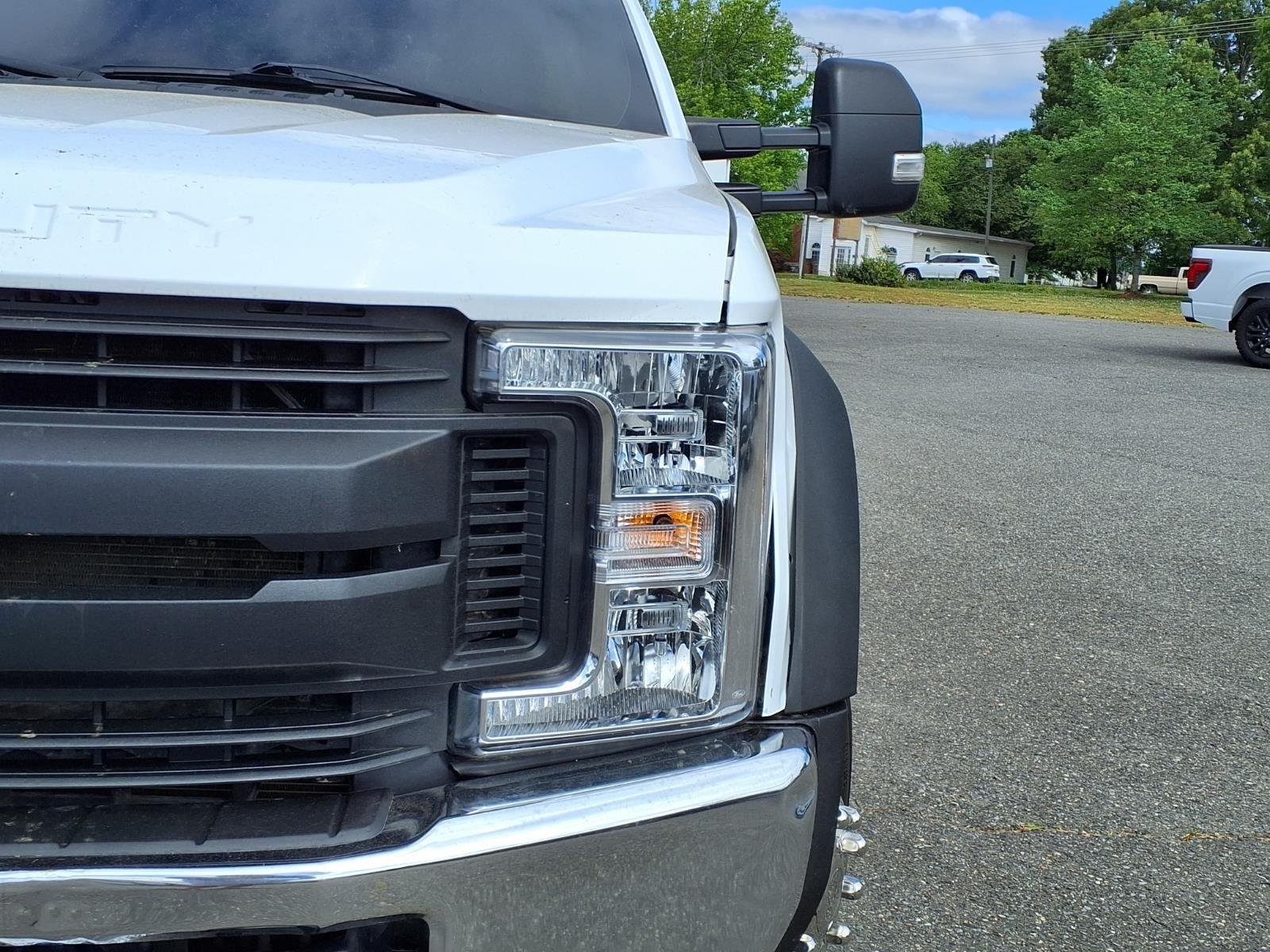 Used 2017  Ford XL image 14