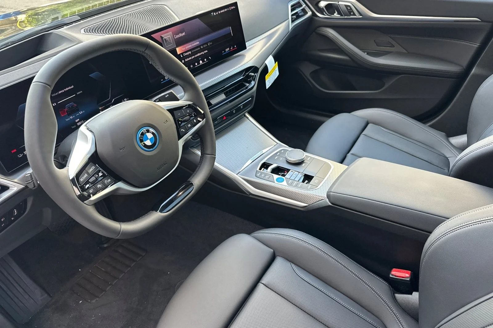 New 2026 Jet Black BMW xDrive40 image 9