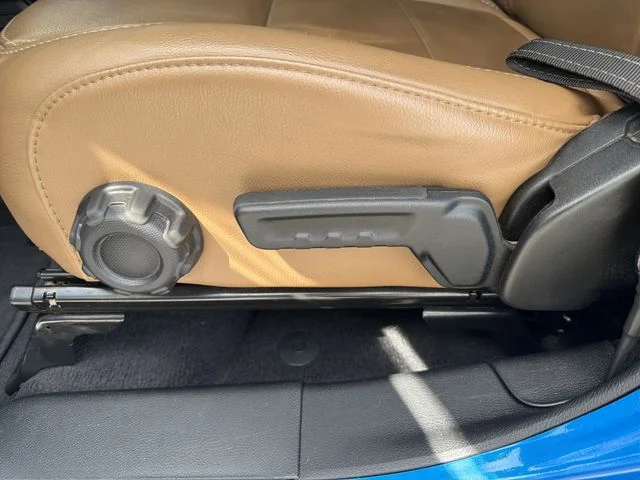 Used 2021 Blue Jeep Overland image 20