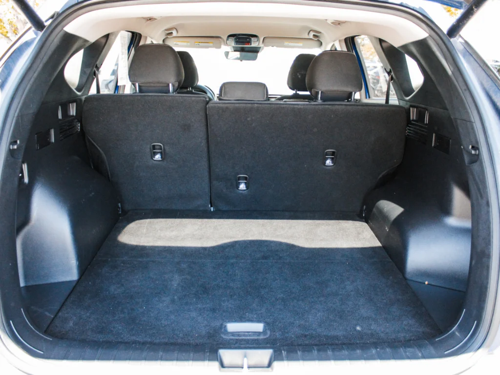 Used 2024 Vapor Blue Metallic Hyundai SEL image 26
