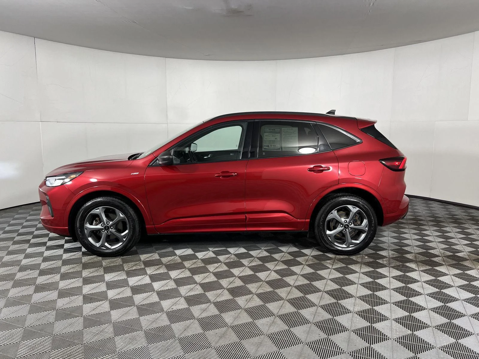Used 2023 Rapid Red Metallic Tinted Clearcoat Ford ST-Line image 17