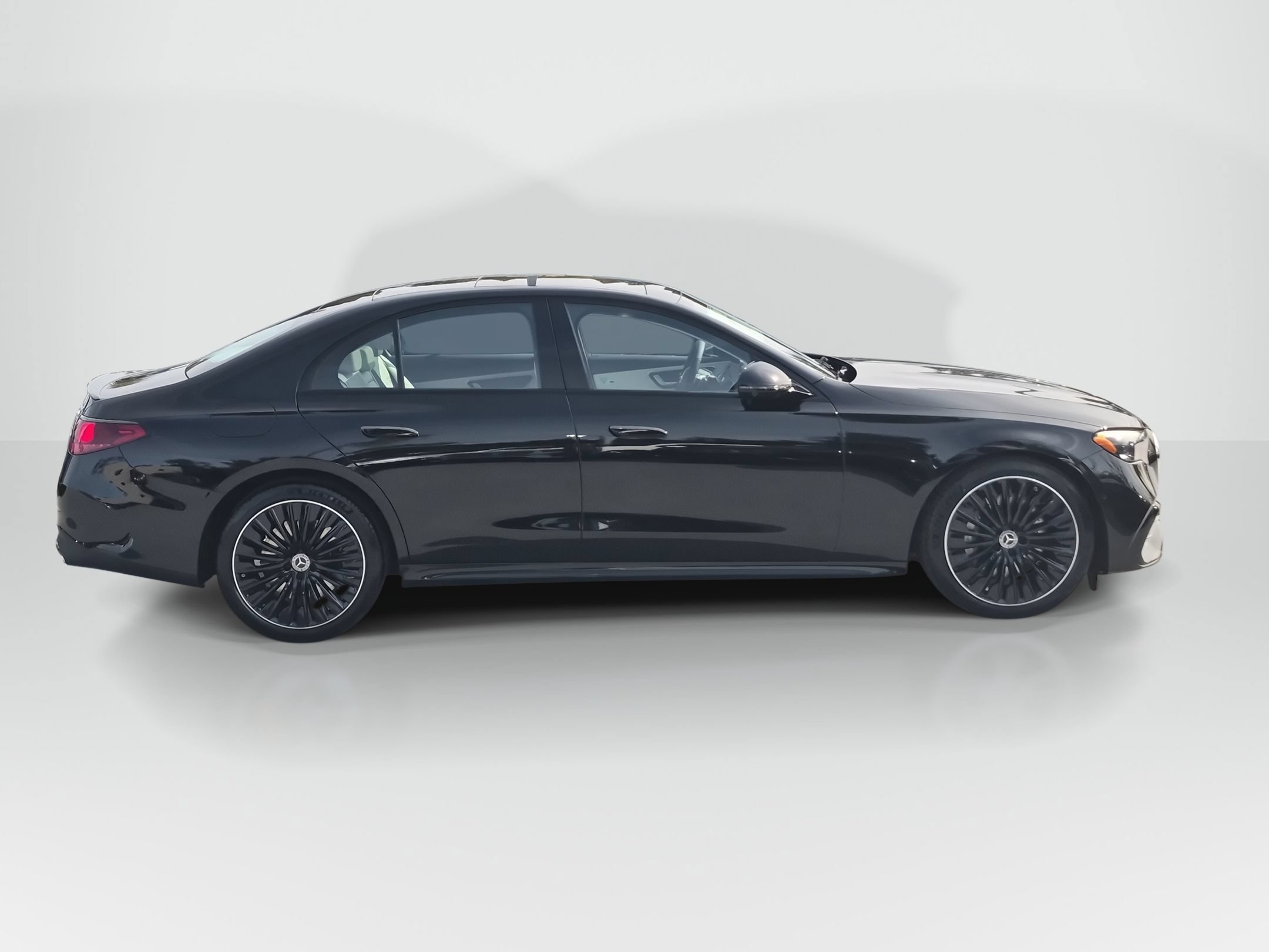 New 2027 Black Mercedes-Benz E 450 image 44