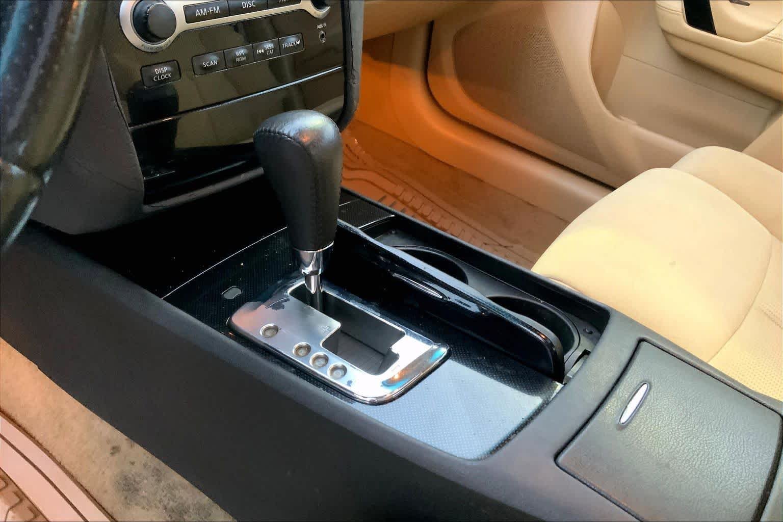 Used 2011 Tuscan Sun Metallic Nissan 3.5 S image 15