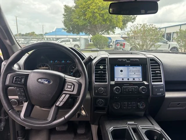 Used 2017 Black Ford XLT image 11