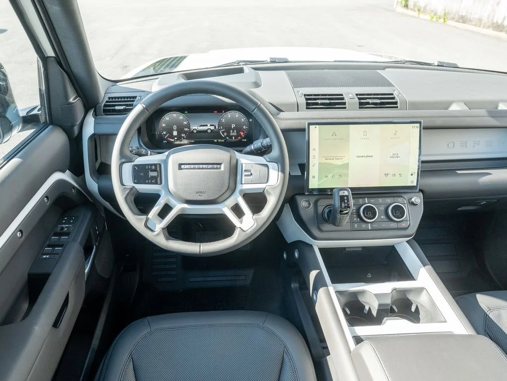 New 2026 Fuji White Land Rover S image 12