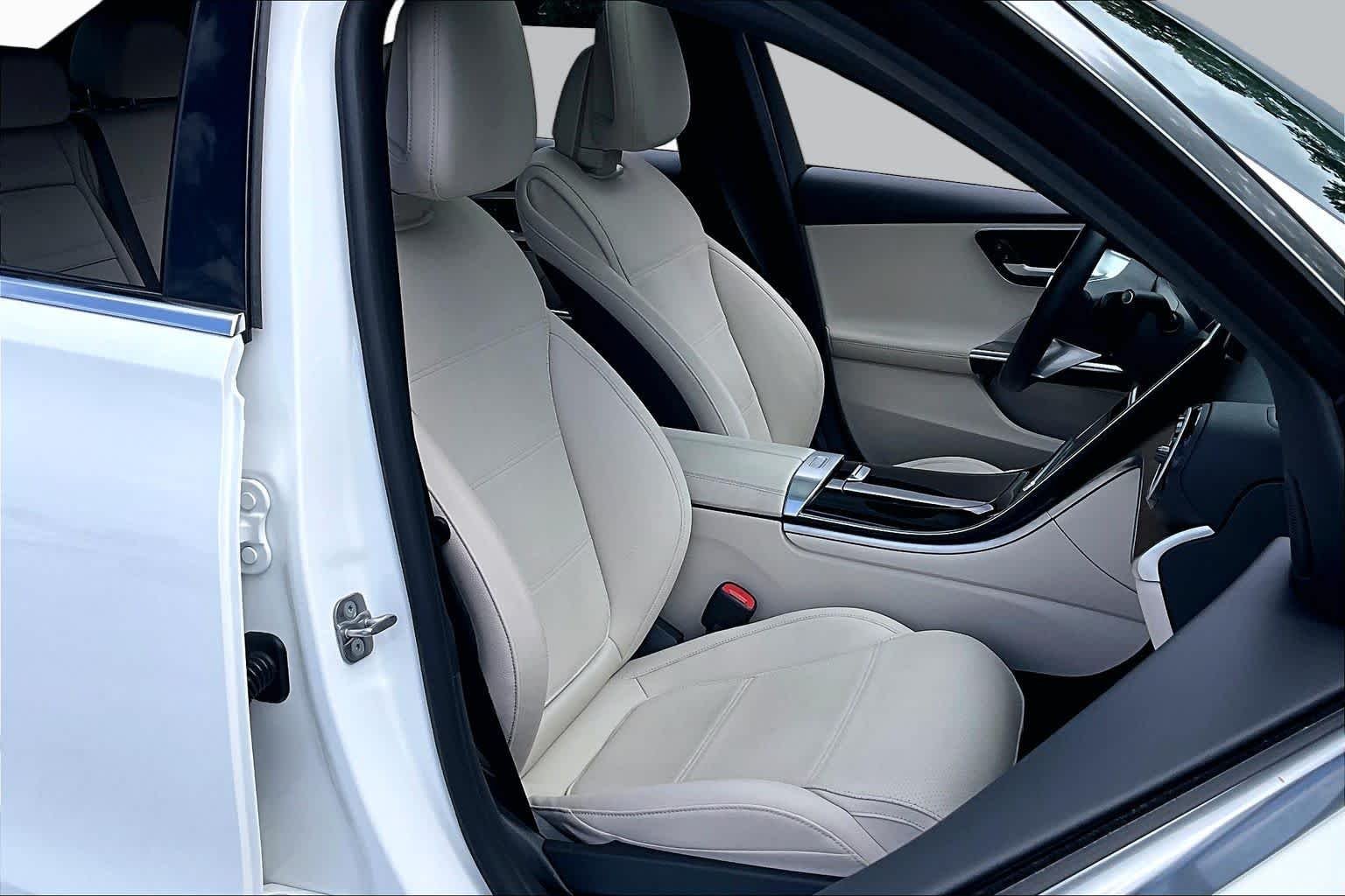 Used 2024 Polar White Mercedes-Benz C 300 image 9