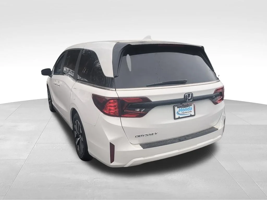 New 2026 Platinum White Pearl Honda EX-L image 5