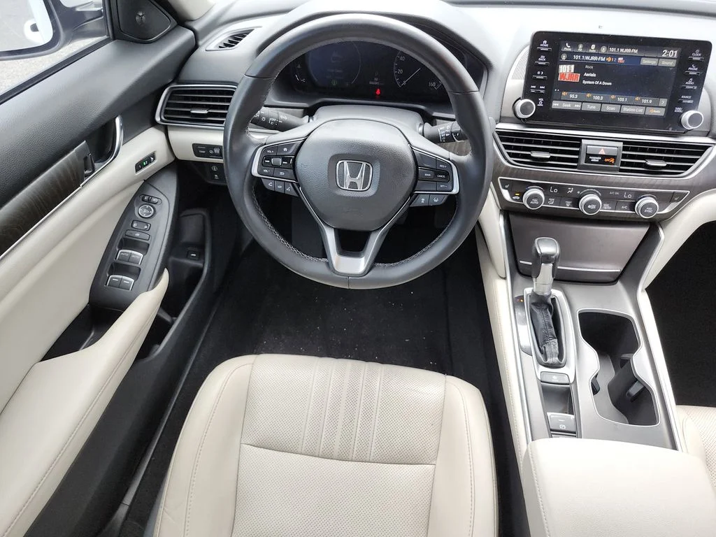Used 2019 White Honda EX-L image 11