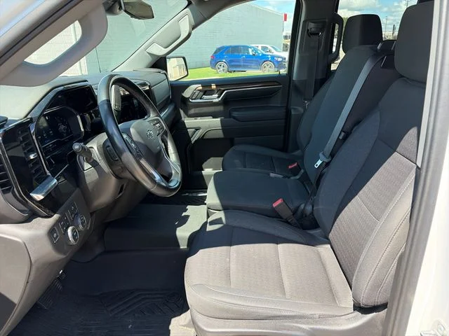 Used 2023 White Chevrolet RST image 27