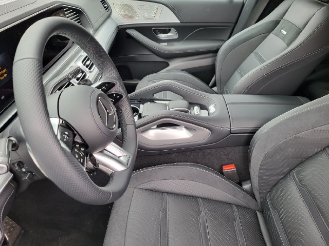 New 2026 Obsidian Black Metallic Mercedes-Benz GLE 53 AMG® image 7
