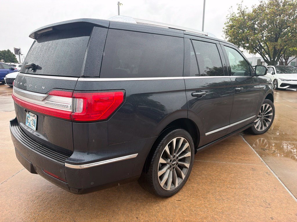 Used 2021 Blue Lincoln Reserve image 3