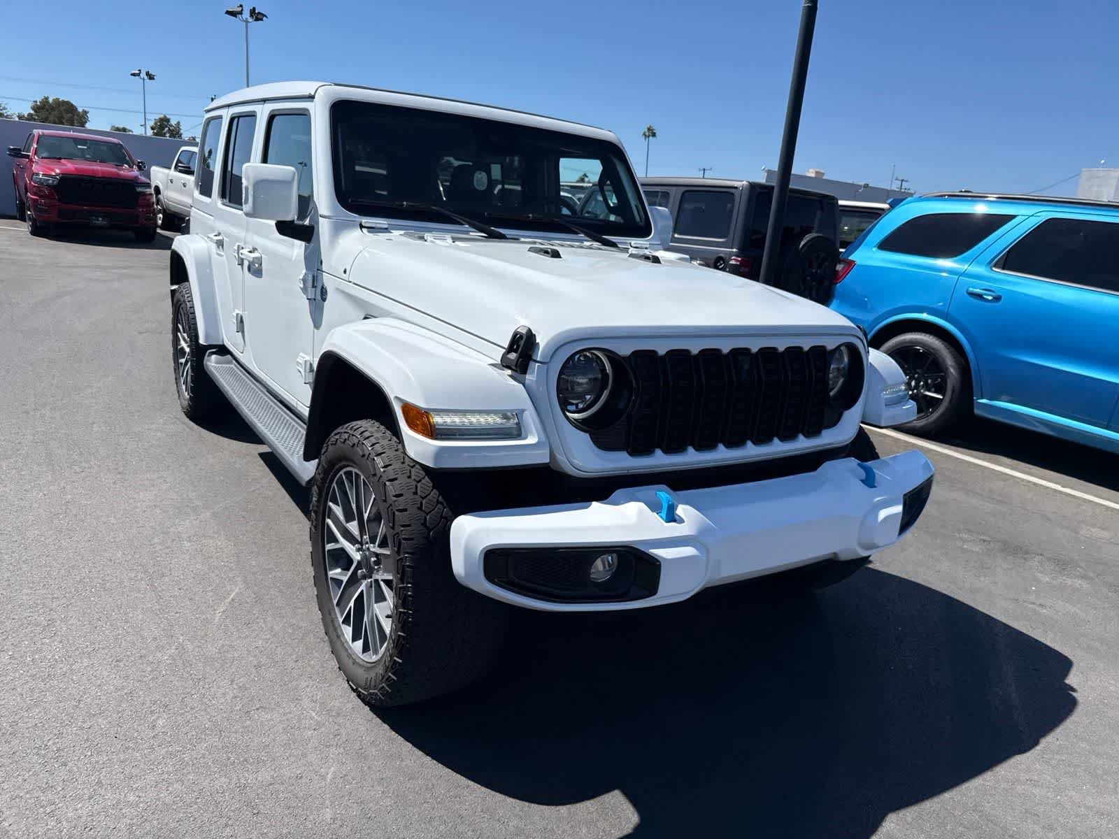 Used 2024 Bright White Clearcoat Jeep High Altitude image 7