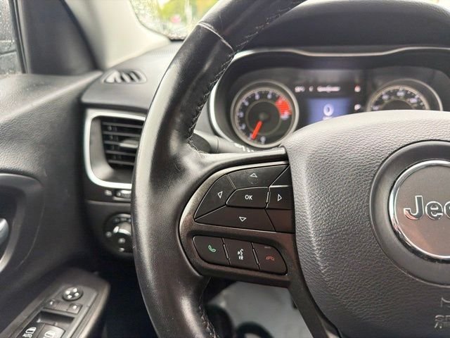 Used 2020 Gray Jeep Trailhawk image 11