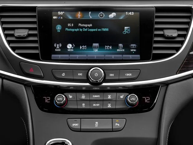 Used 2017 Ebony Twilight Metallic Buick Essence image 14