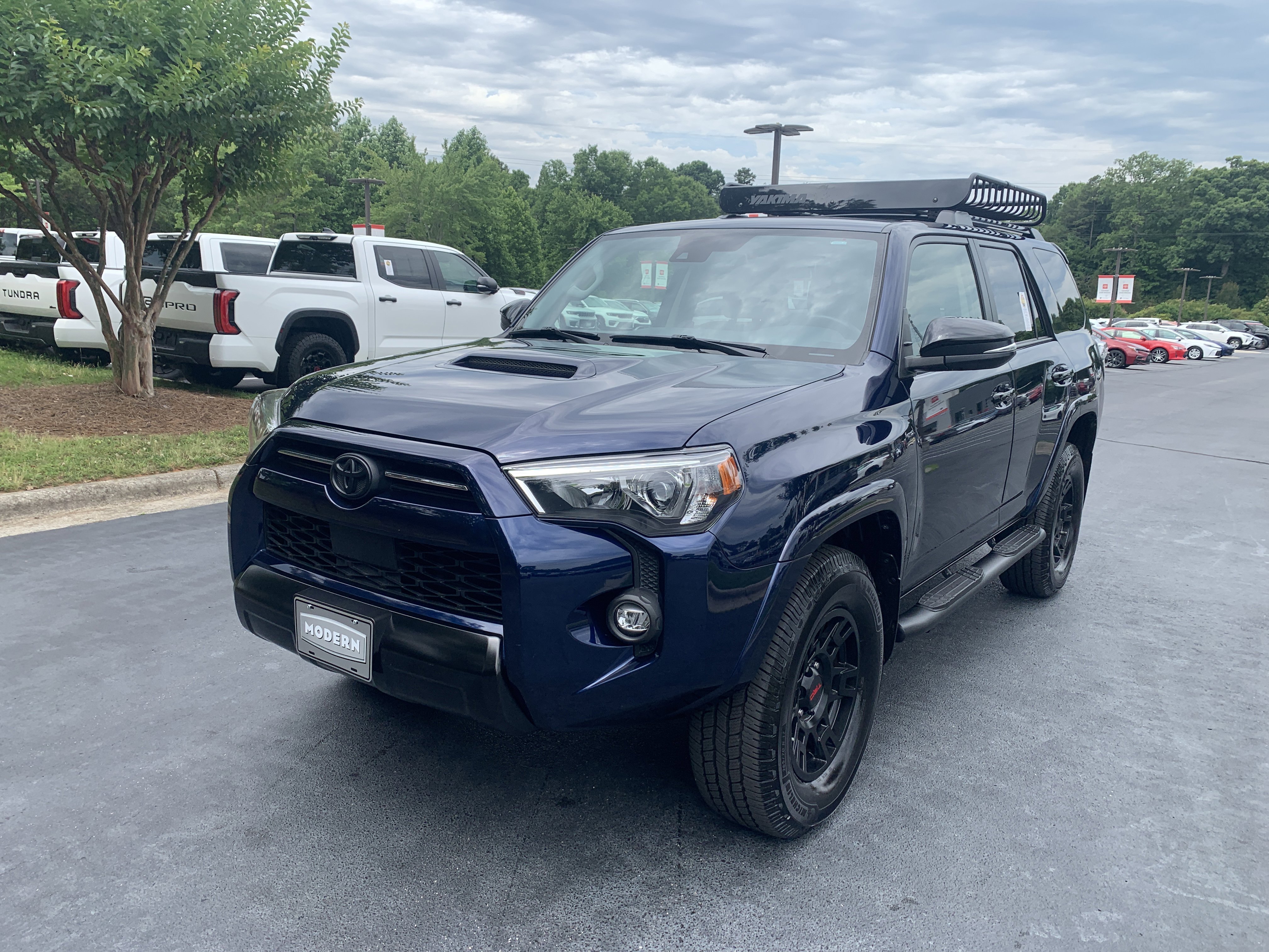 2021 Toyota 4Runner Venture 4WD V6's photo