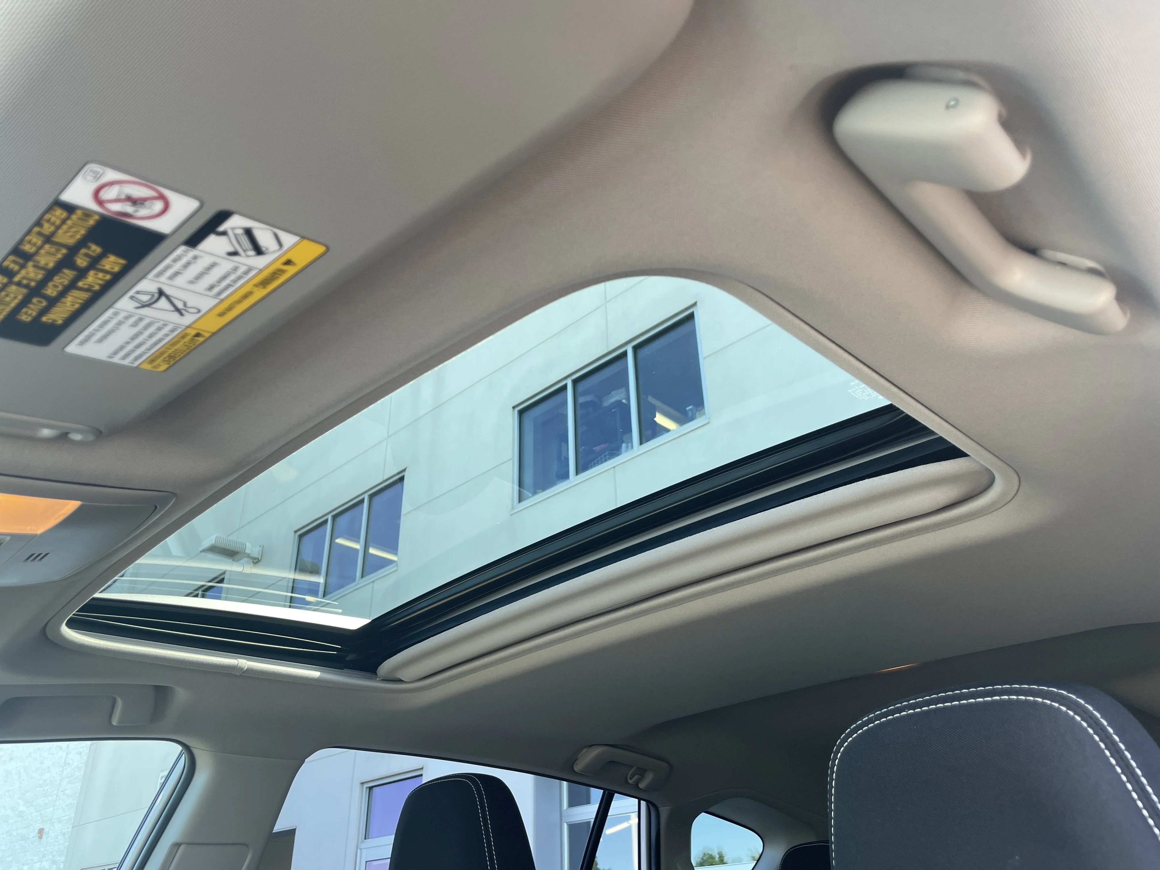 Used 2017 Super White Toyota XLE image 28