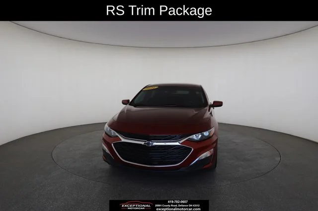 Used 2021 Red Chevrolet RS image 32