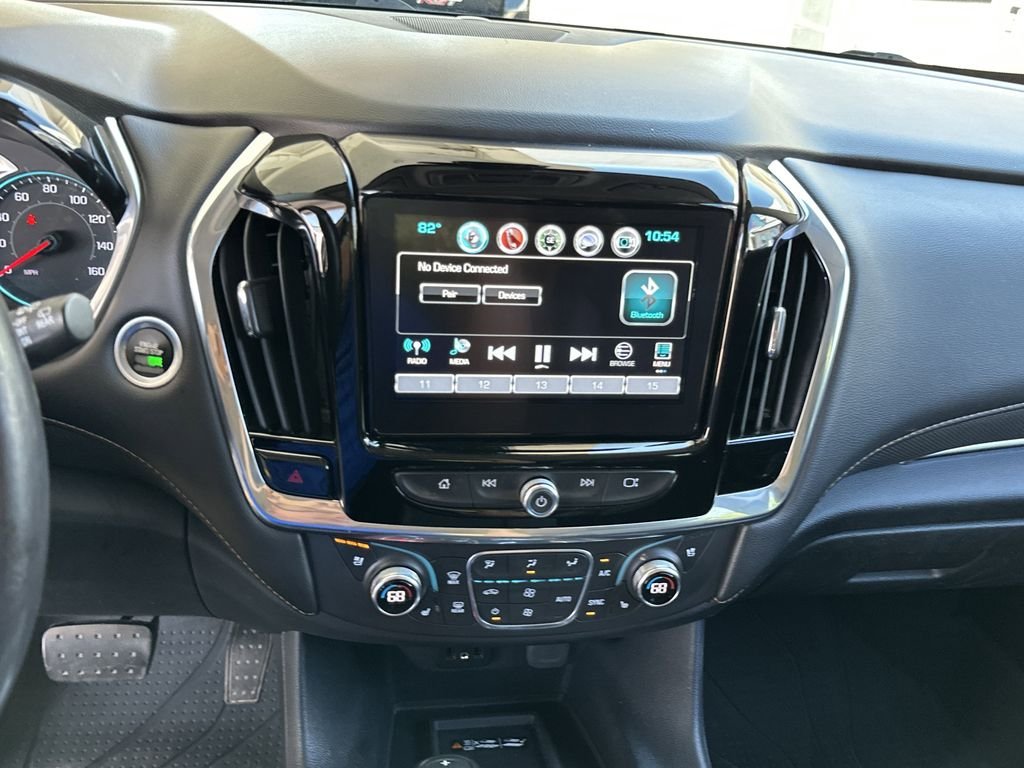 Used 2019 Beige Chevrolet Premier image 24