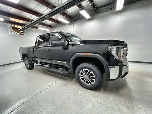 2025 GMC Sierra 2500HD SLE - Photo 9