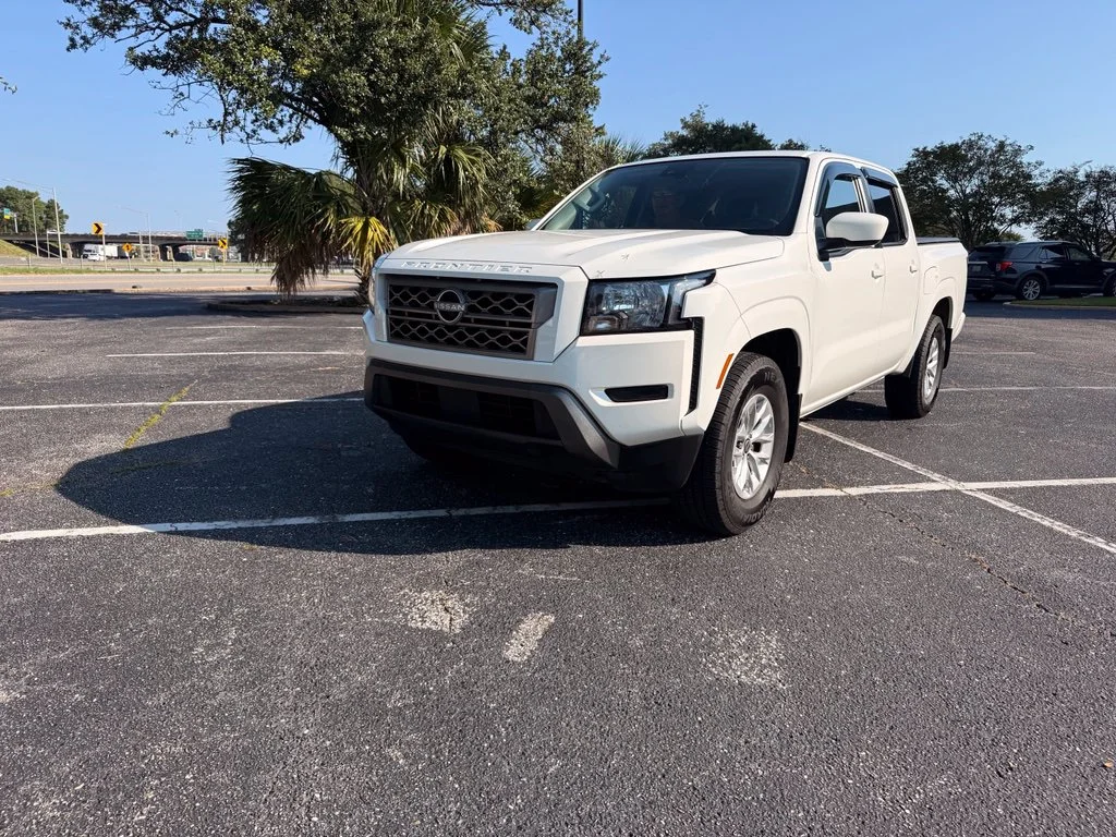 Used 2024 White Nissan SV image 1