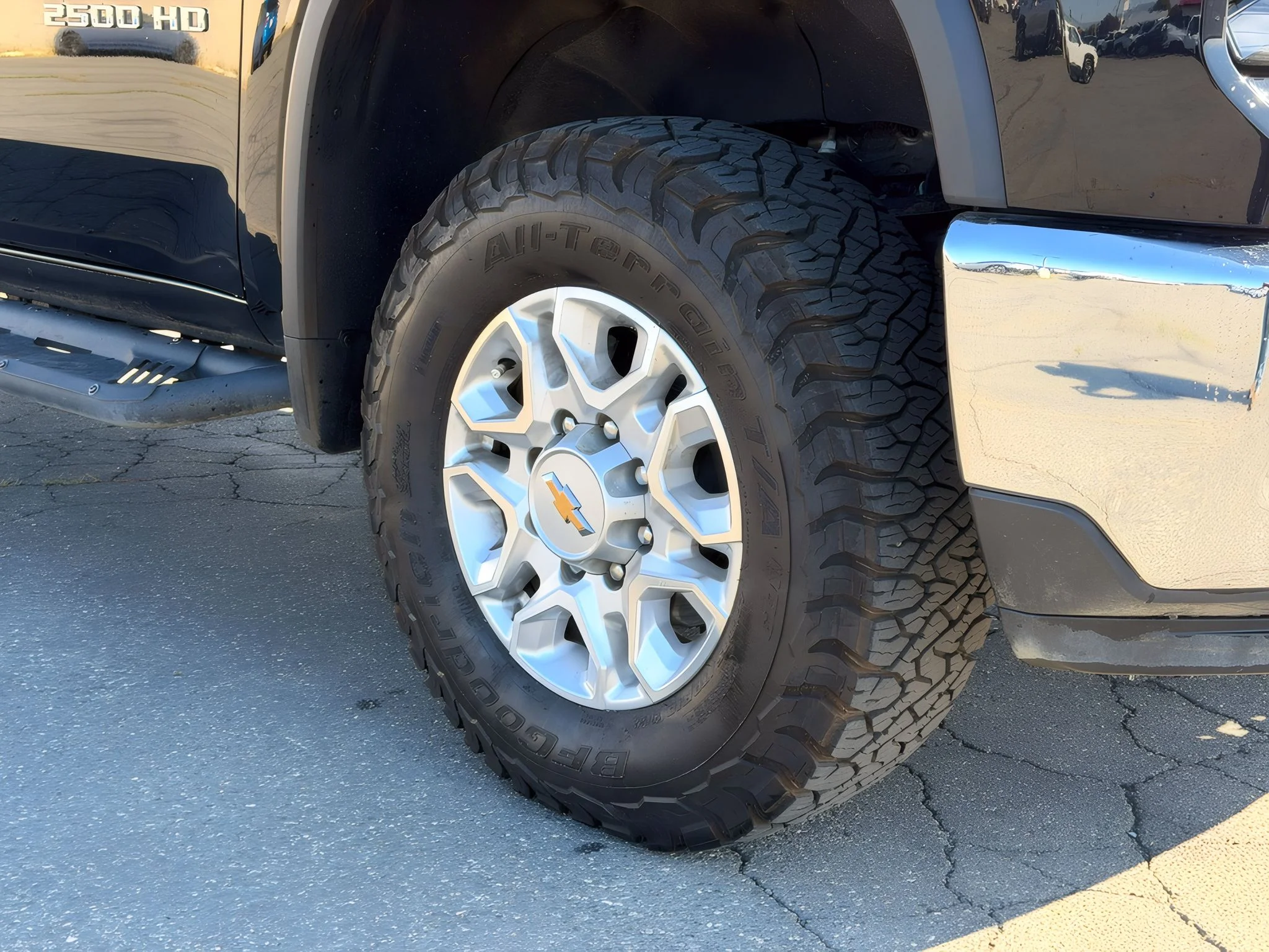 2024 Chevrolet Silverado 2500HD LTZ - Photo 10