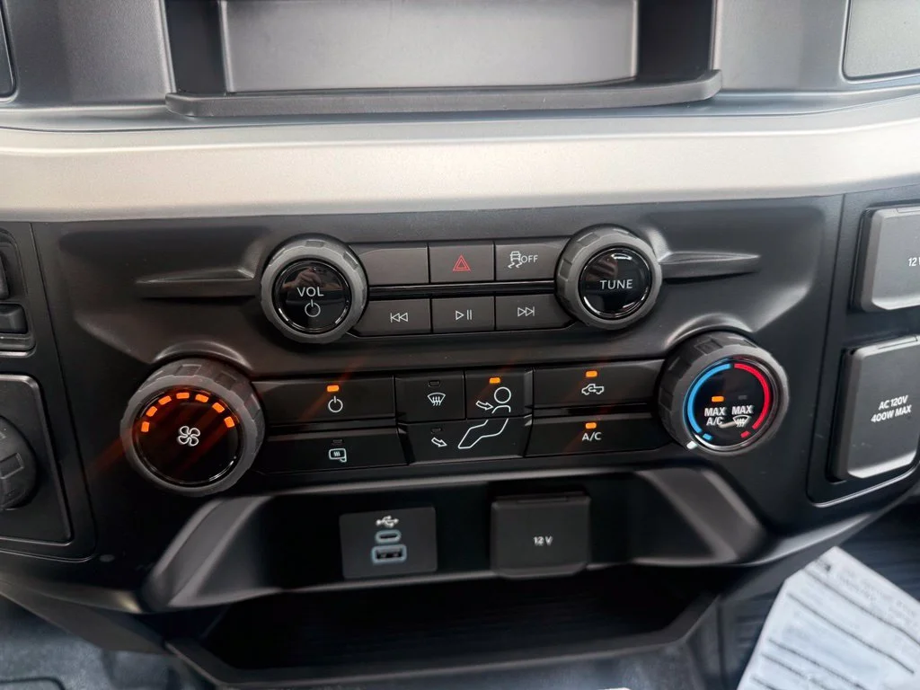 New 2026 Oxford White Ford F-550® XL image 23