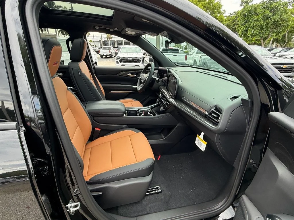 New 2027 Mosaic Black Metallic Chevrolet Z71 image 15