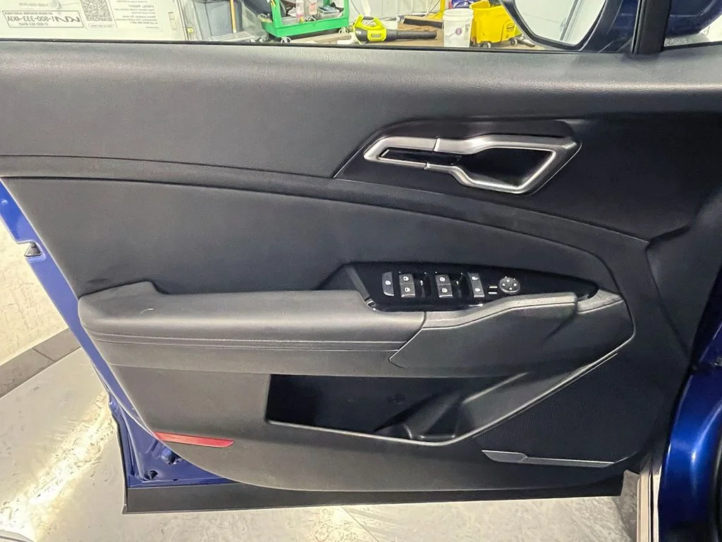 Used 2023 Blue Kia EX image 18