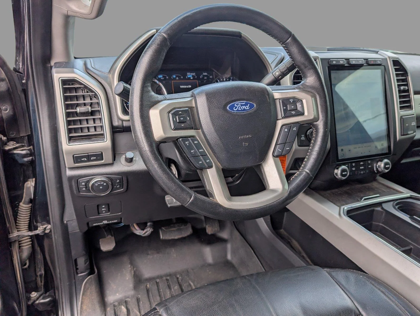 Used 2020 Agate Black Ford Lariat image 4