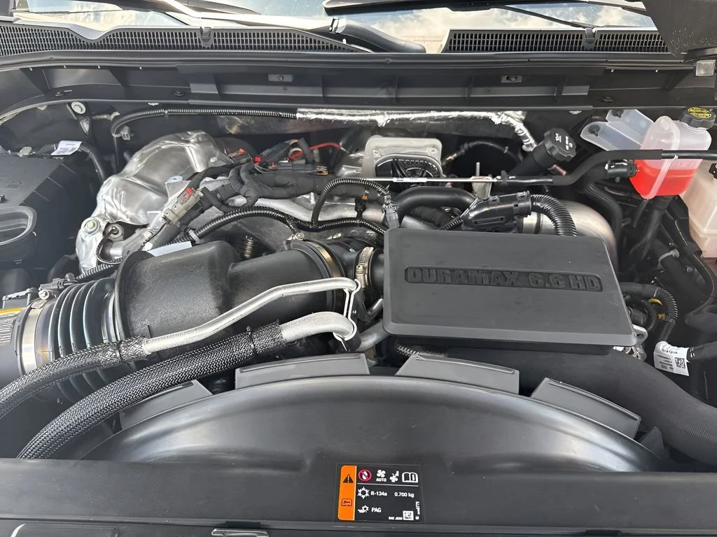 New 2026 Glacier White Tricoat GMC Denali Ultimate DRW image 34