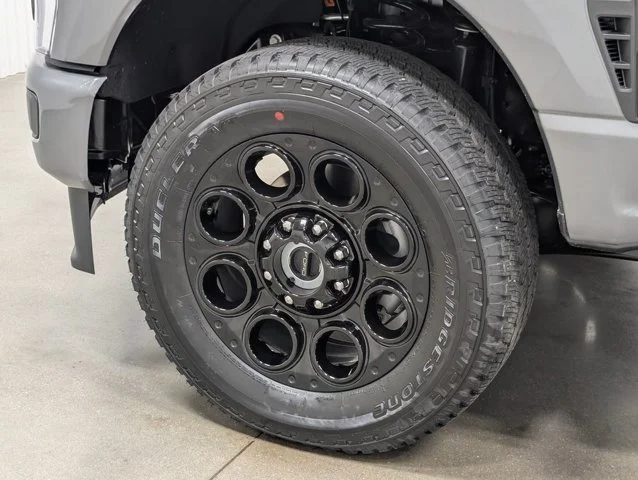 New 2026 Carbonized Gray Metallic Ford F-250® Lariat® image 39