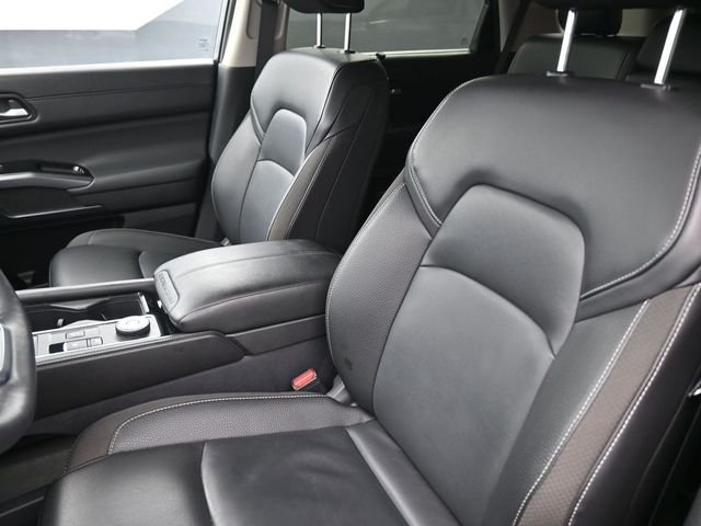 Used 2025 Gray Nissan SL image 19