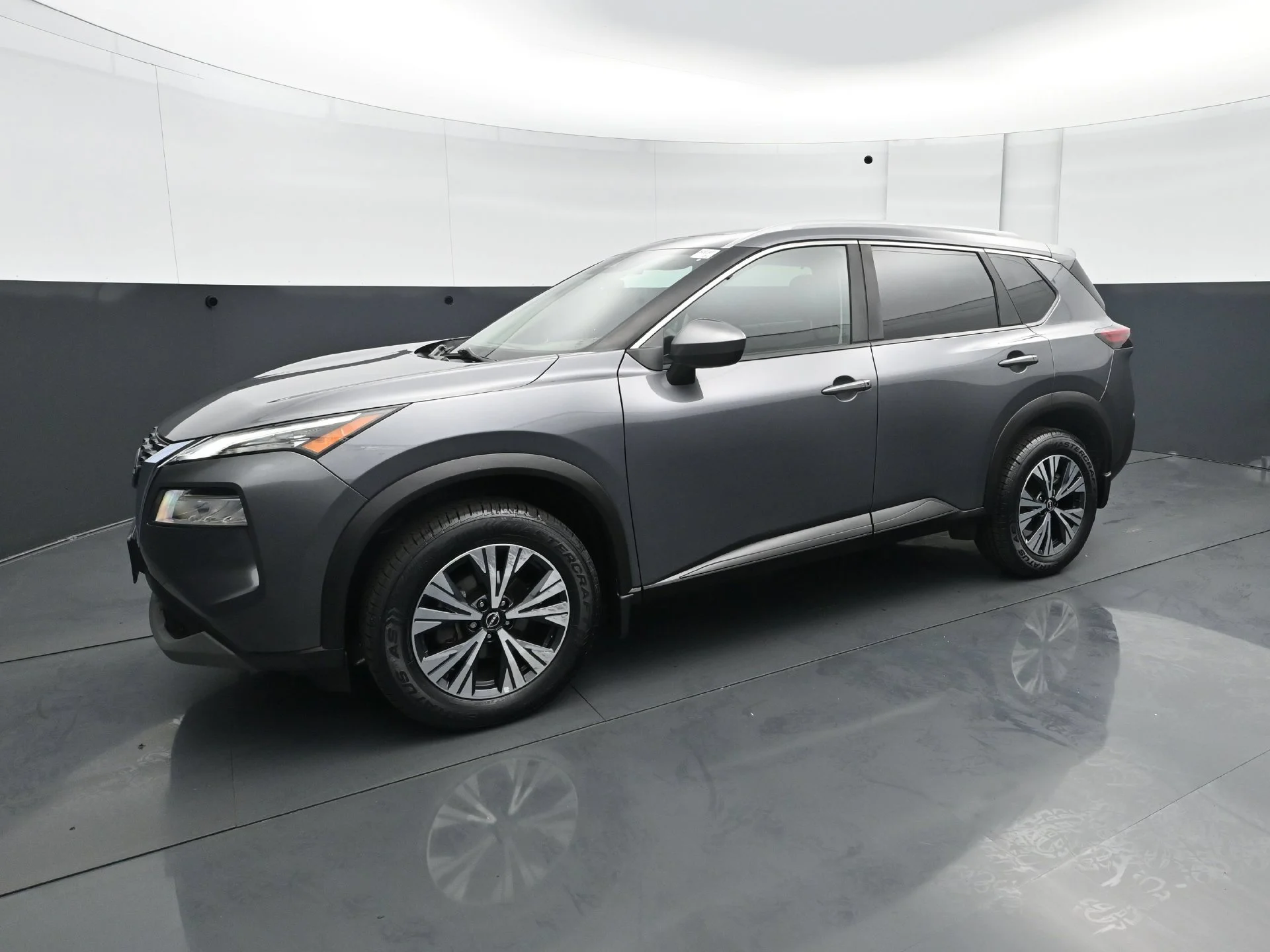Used 2023 Nissan Rogue SV with VIN 5N1BT3BB5PC883954 for sale in Burnsville, Minnesota