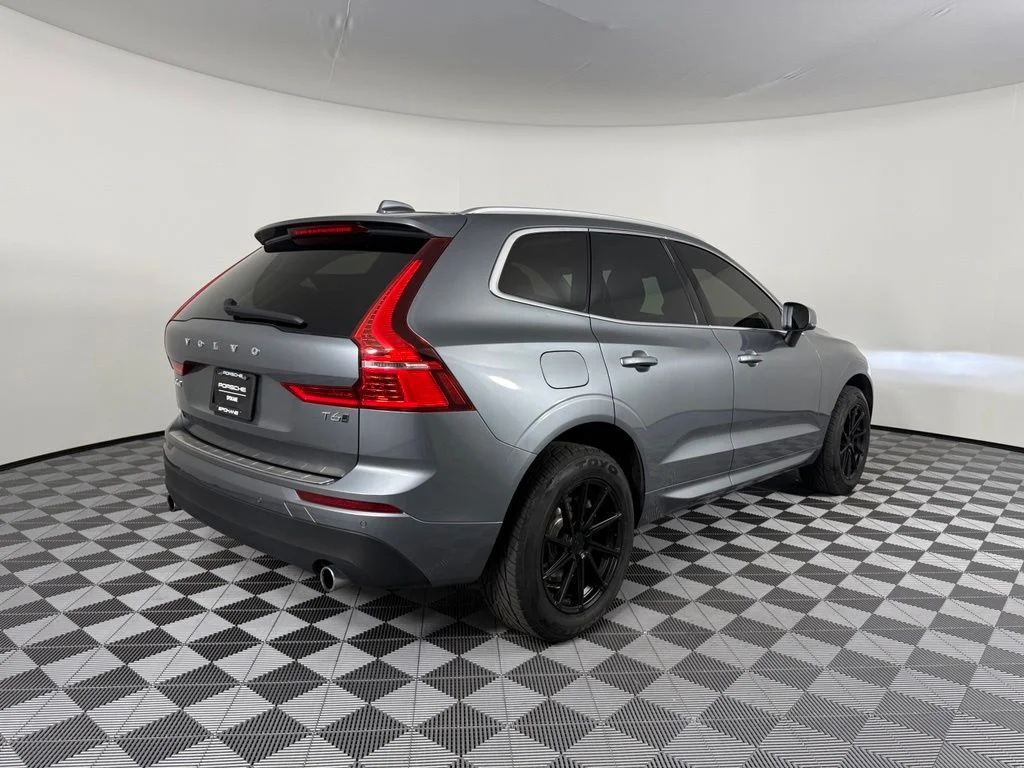 2021 Volvo XC60 Momentum - Photo 9