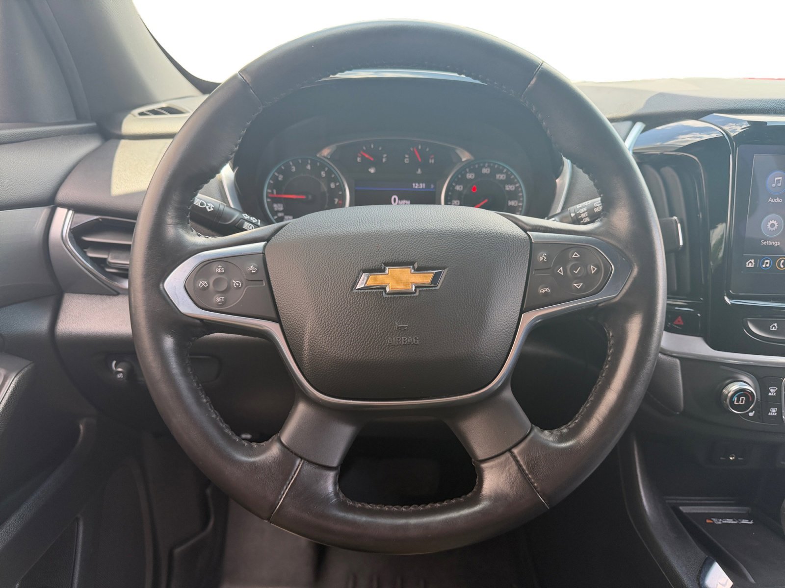Used 2022 Summit White Chevrolet LT Cloth image 10