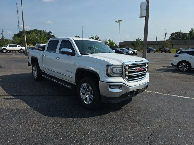 Used 2018 Summit White GMC SLT image 1