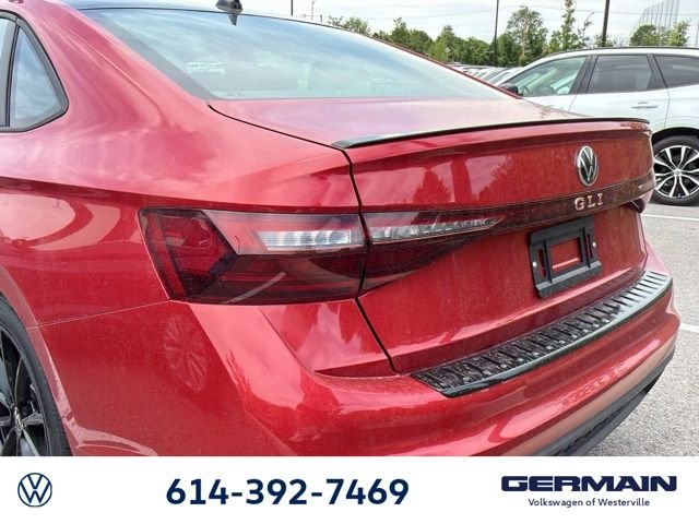 New 2026 Kings Red Metallic w/Deep Black Roof Volkswagen 2.0T Autobahn image 10