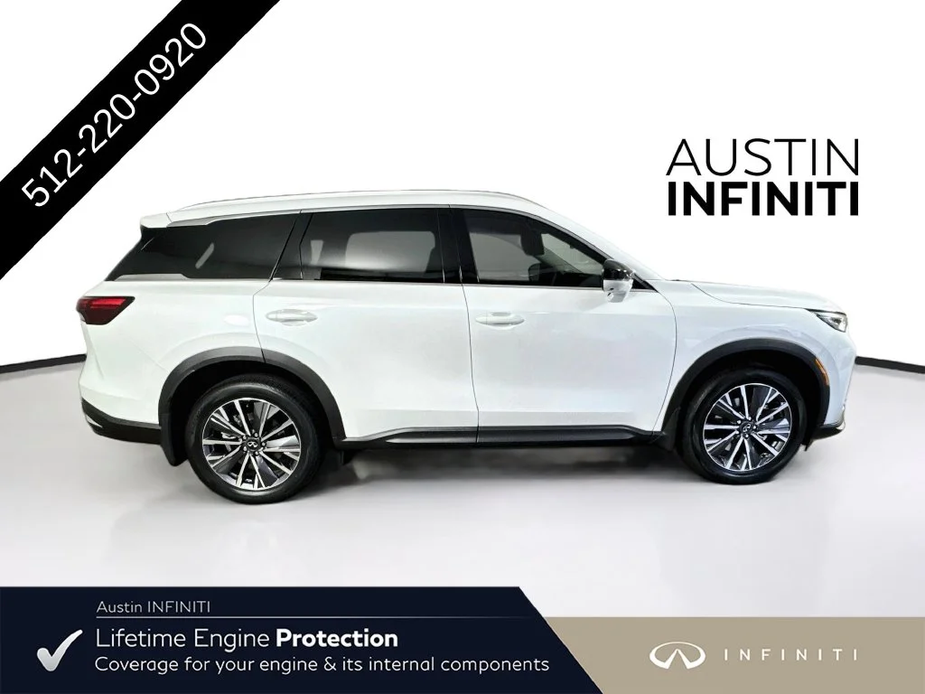 New 2027 White INFINITI LUXE image 9