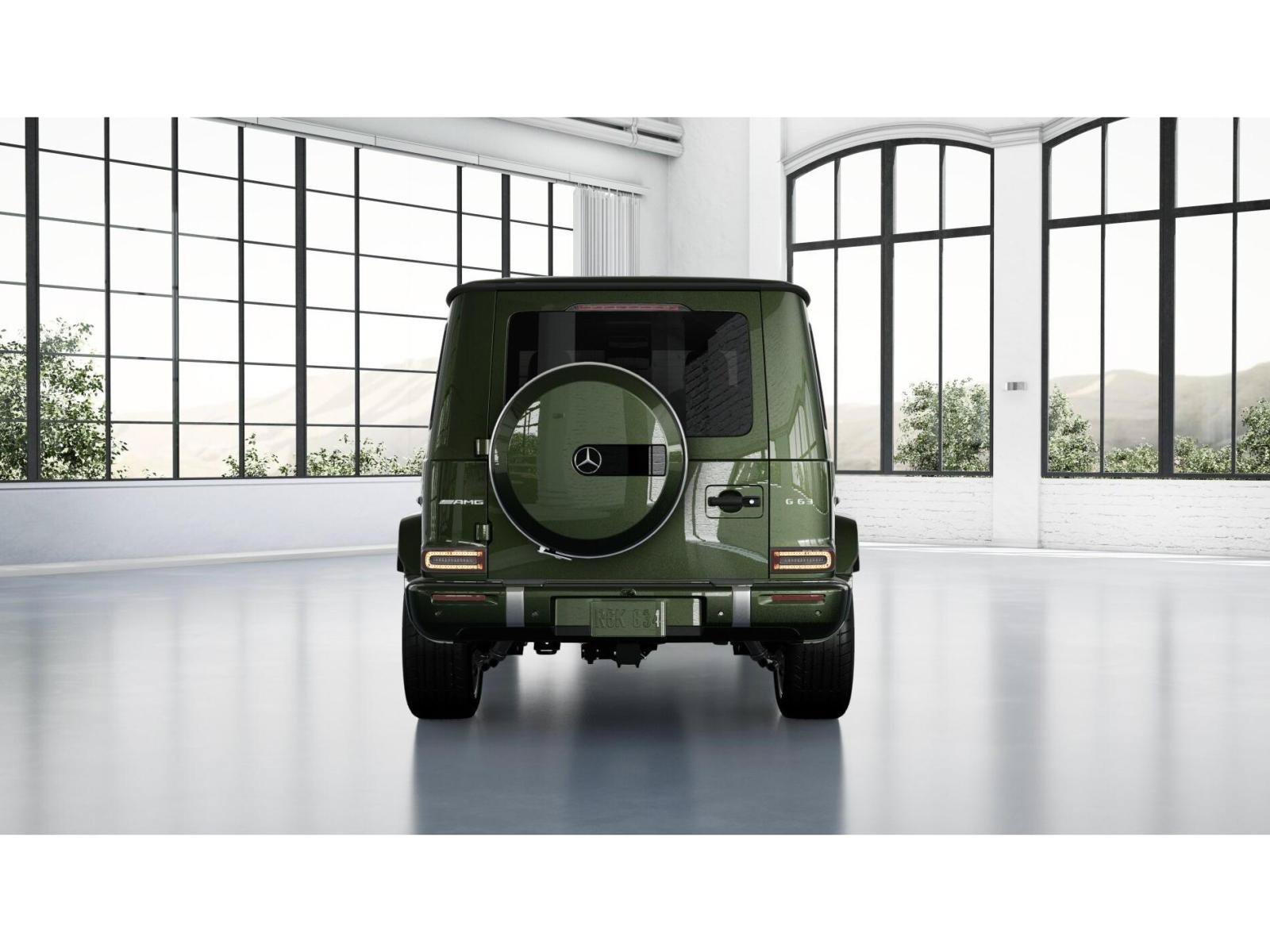 New 2027 MANUFAKTUR Olive Metallic Mercedes-Benz AMG® G 63 image 11