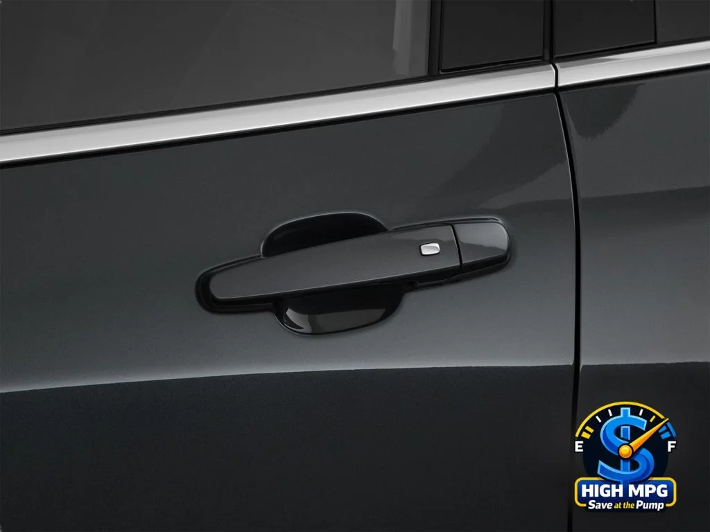 Used 2020 Gray Chevrolet LT image 55
