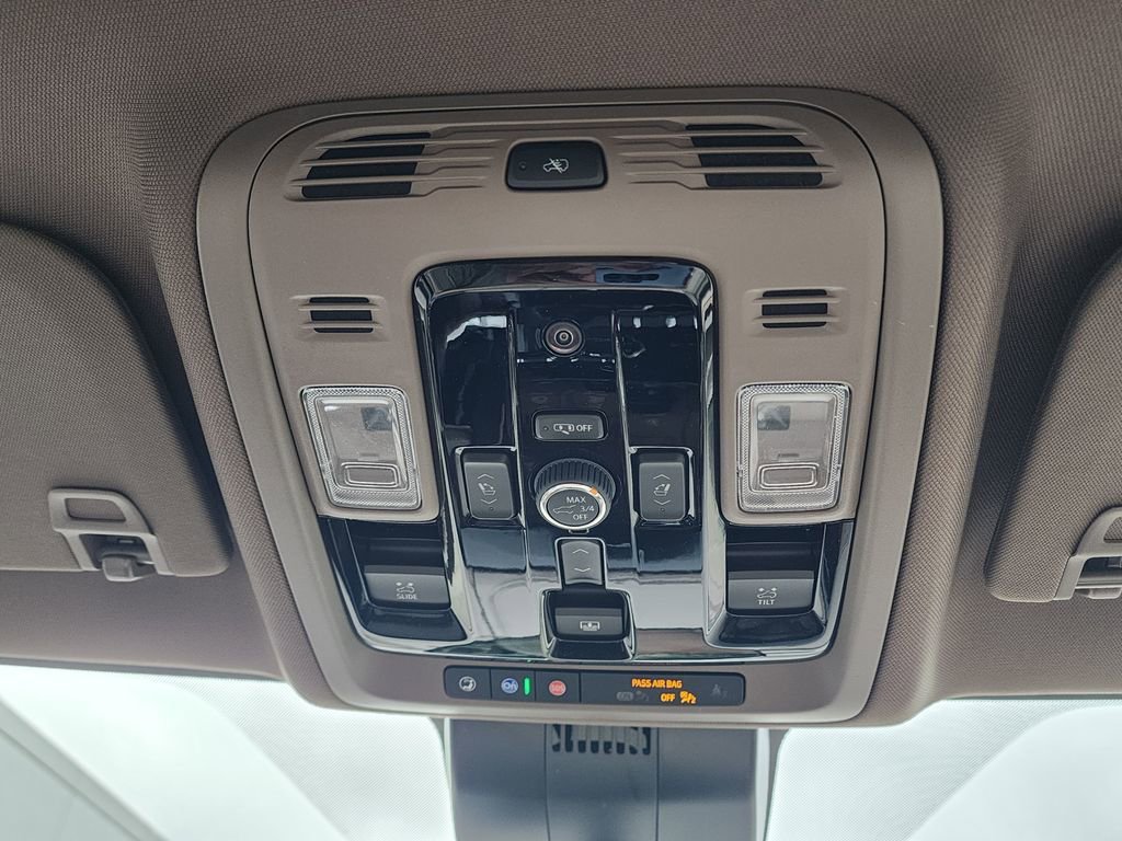 2026 GMC Yukon Denali - Photo 44